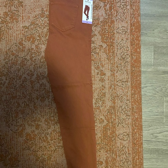 BNWT High Rise Stretchy Skinny Jeans - Picture 3 of 5